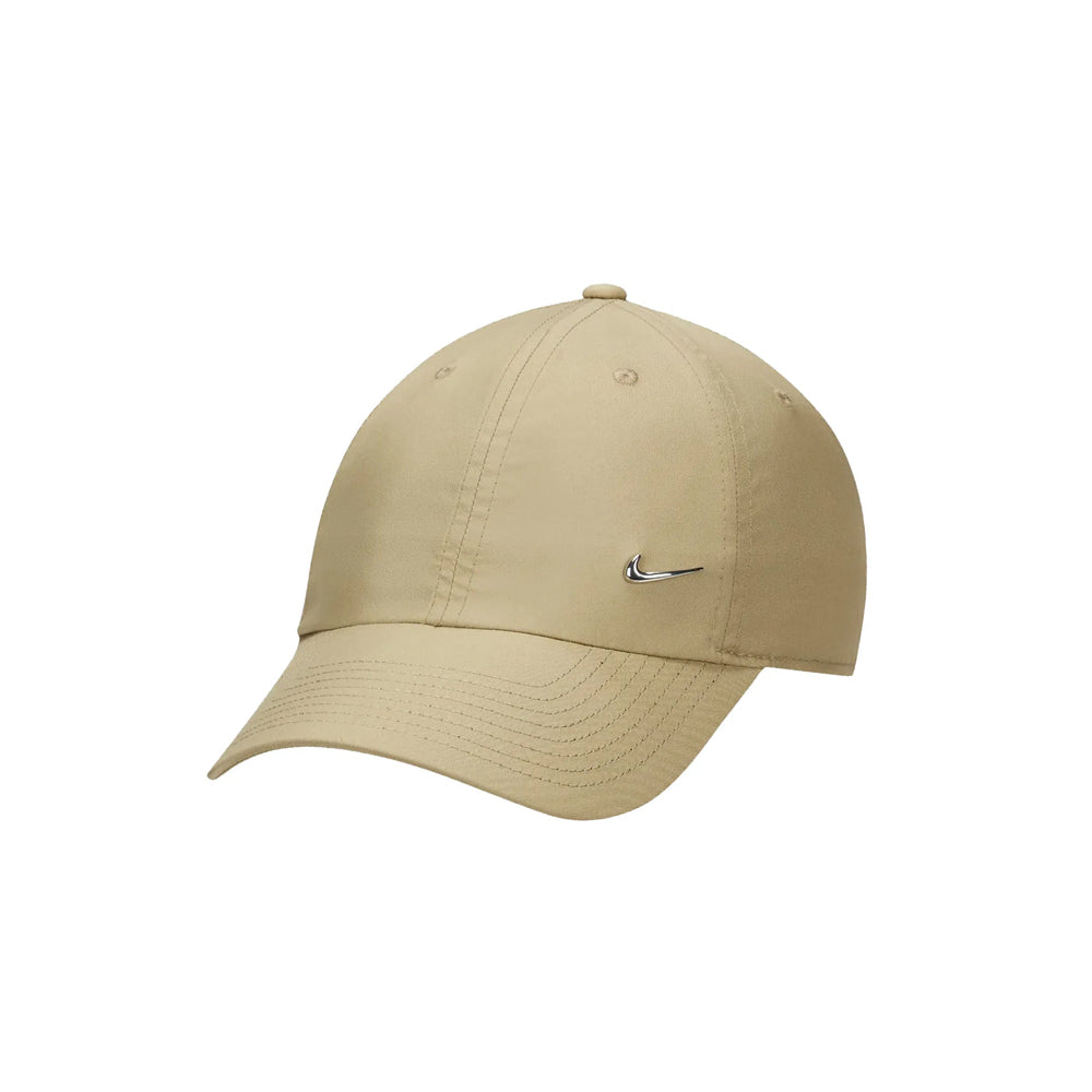 Nike Dri-FIT Club Unstructured Metal Swoosh Cap